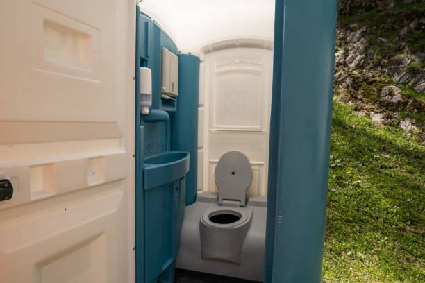 Portable restroom solutions in Ladera Heights, CA